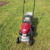 taglia erba Honda
