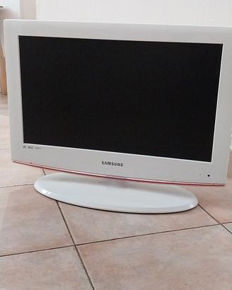 televisore lcd