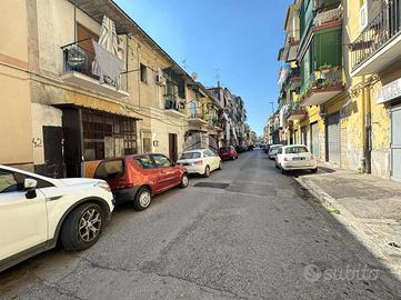 PALAZZINA A NAPOLI