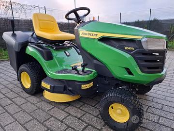 trattorino tagliaerba John Deere X147R 