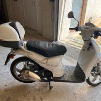 Aprilia Scarabeo 50 - 2013