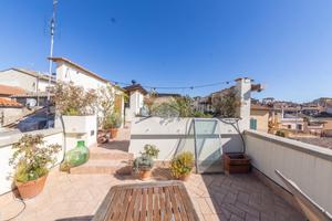3 LOCALI A MONTEROTONDO