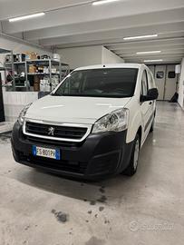 Peugeot Partner L2 1.6 HDi 100cv (ok neopatentati)