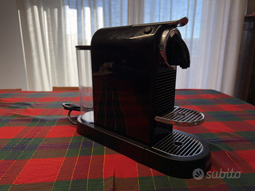 Nespresso Citiz EN167.B, Macchina da caffè di De'L