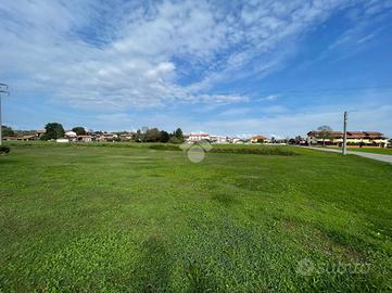 TER. RESIDENZIALE A OLEGGIO