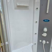 Doccia idromassaggio 