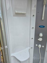 Doccia idromassaggio 