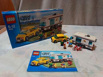 LEGO City 4435 - Auto e Camper