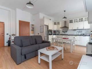 Bilocale ristrutturato arredato