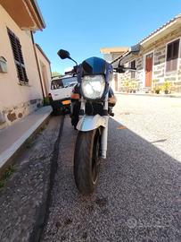 Suzuki gsr 600