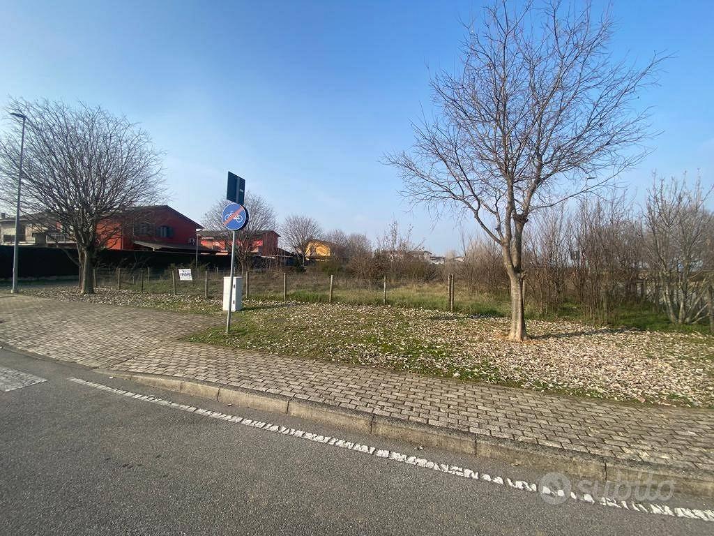 Terreno di 1200 m² a Cortenuova - Vista 2