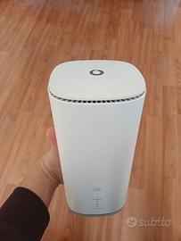 Condividi ZTE MC888 Ultra 5G FWA – Router Wi-Fi 6E