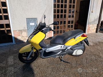 Yamaha X-Max 250 - 2005