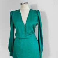 Vestito in raso con maniche