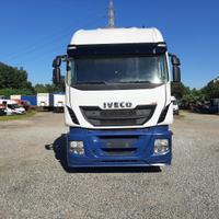 Trattore stradale iveco stralis con impianto ribal