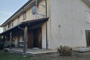 Splendida porzione di villa bifamiliare a Labico