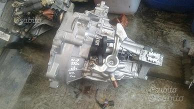 CAMBIO VW up chy 2014 volkswagen UP 10.000 KM QCF