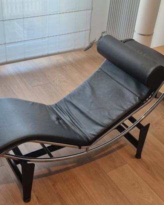 Chaise longue Le Corbusier LC4