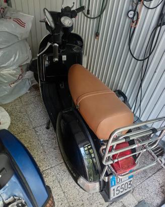 Vespa 150 px