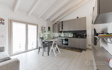 TRE LOCALI RISTRUTTURATO SENZA SPESE CONDOMINIALI