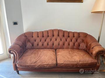 Divano stile Chester