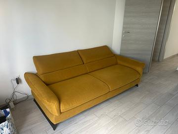 Divano conforama come nuovo