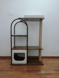 Albero tiragraffi per gatti