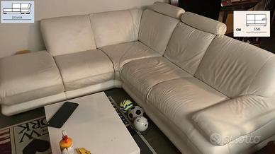 Divano Chateau d'Ax angolare in vera pelle