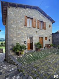 2 LOCALI A SANT'AGATA FELTRIA