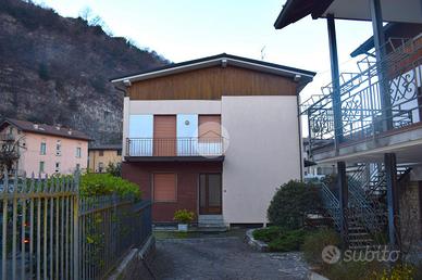 CASA INDIPENDENTE A BRENO