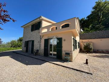 VILLA SINGOLA A SUBIACO