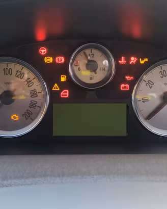 lancia y 2 serie