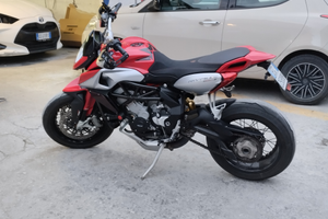 MV Agusta rivale 800 Eas abs