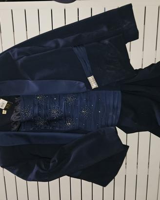 Stock abbigliamento elegante donna