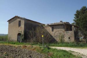 Rustico / Casale di 200 m² con 5 locali a Bevagna