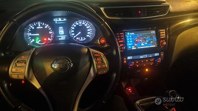 NISSAN Qashqai 2017