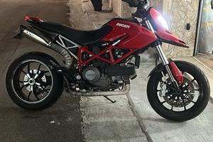 Ducati Hypermotard 796