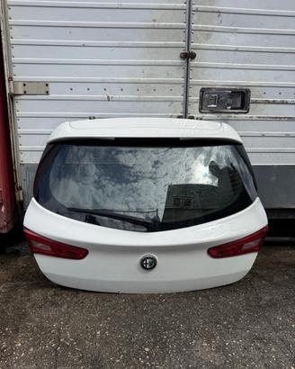 Portellone Bagagliaio Posteriore Alfa Romeo Giulie