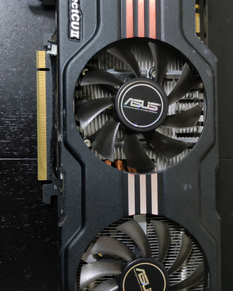 Scheda Video Asus DirectCU 2