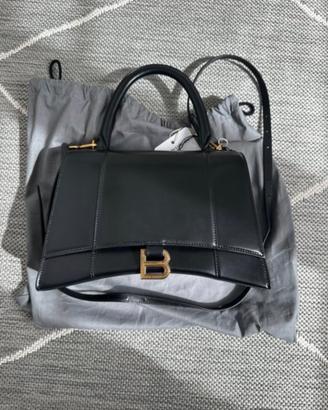 Hourglass - Balenciaga