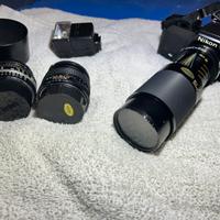 Lotto fotocamera nikon analogica// da riparare