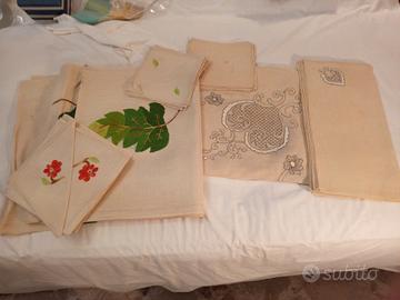 corredo anni 30 ricamato a mano