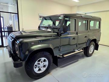 LAND ROVER Defender 110 2.4 TD4 SE UNICOPROPIETR