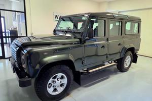 LAND ROVER Defender 110 2.4 TD4 SE UNICOPROPIETR