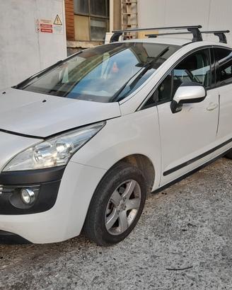 PEUGEOUT 3008 2010