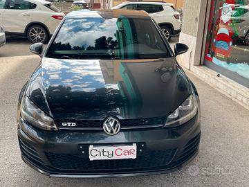 Volkswagen Golf 2.0 TDI DSG 5p. Highline BlueMotio