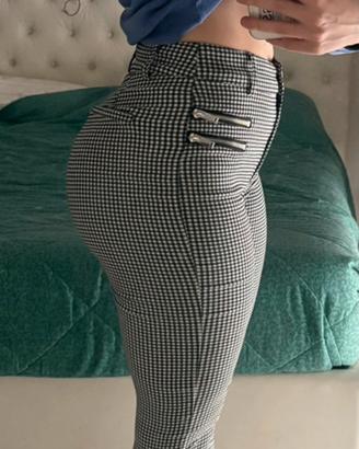 Pantaloni