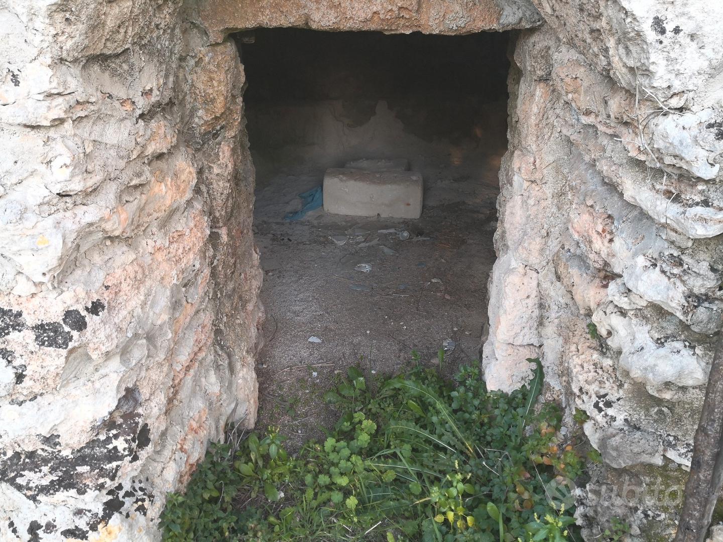 Tricase - Terreno con fabbricati e pajara - Vista 5