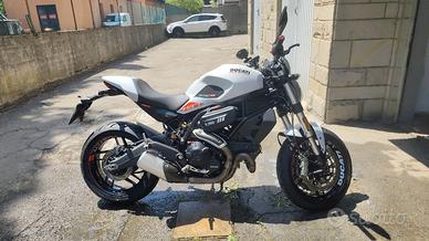 Ducati Monster 797+ 17000 km