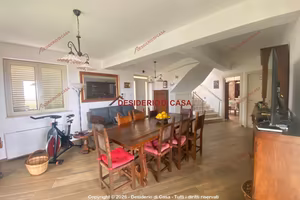Casa, Piraino.